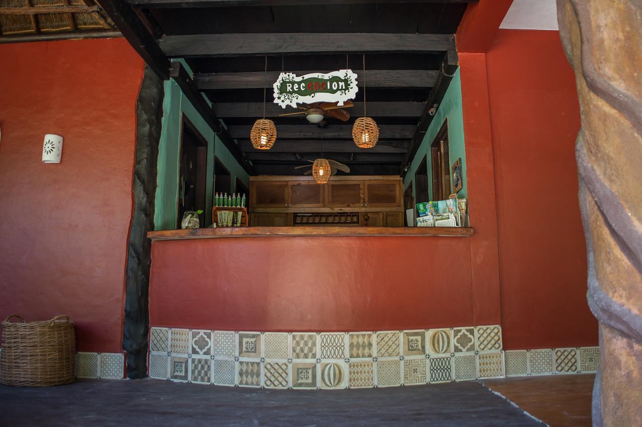 Cabanas La Luna Hotel Tulum Pueblo Buitenkant foto