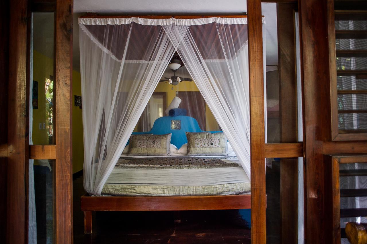 Cabanas La Luna Hotel Tulum Pueblo Buitenkant foto